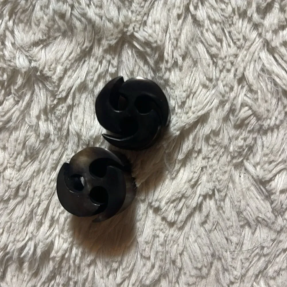 Squirrel, squirrel plugs, plastic multiple sizes available NEW